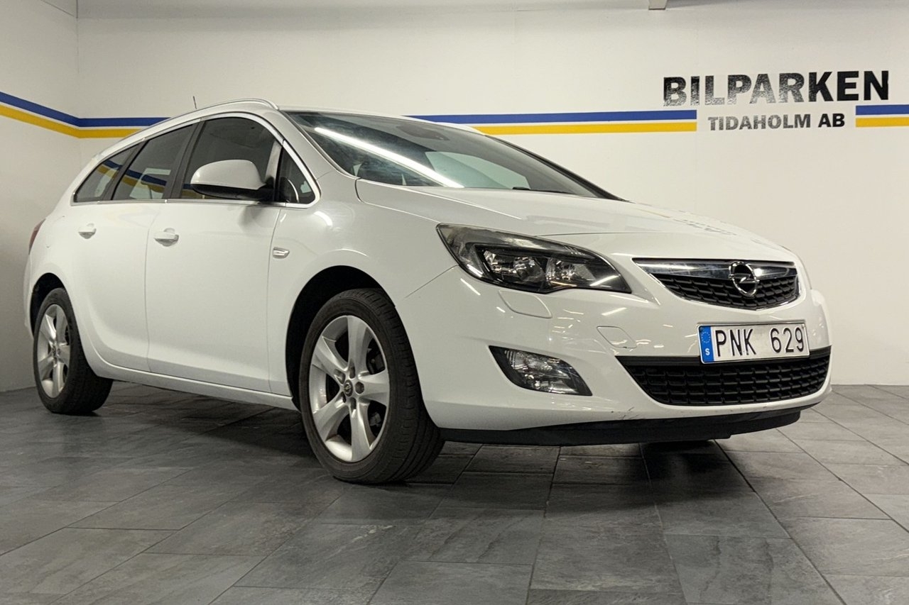 Opel Astra 2012, bild 3/32