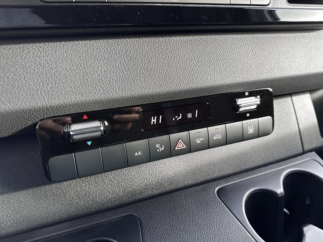 Mercedes-Benz eSprinter 2025, bild 8/8