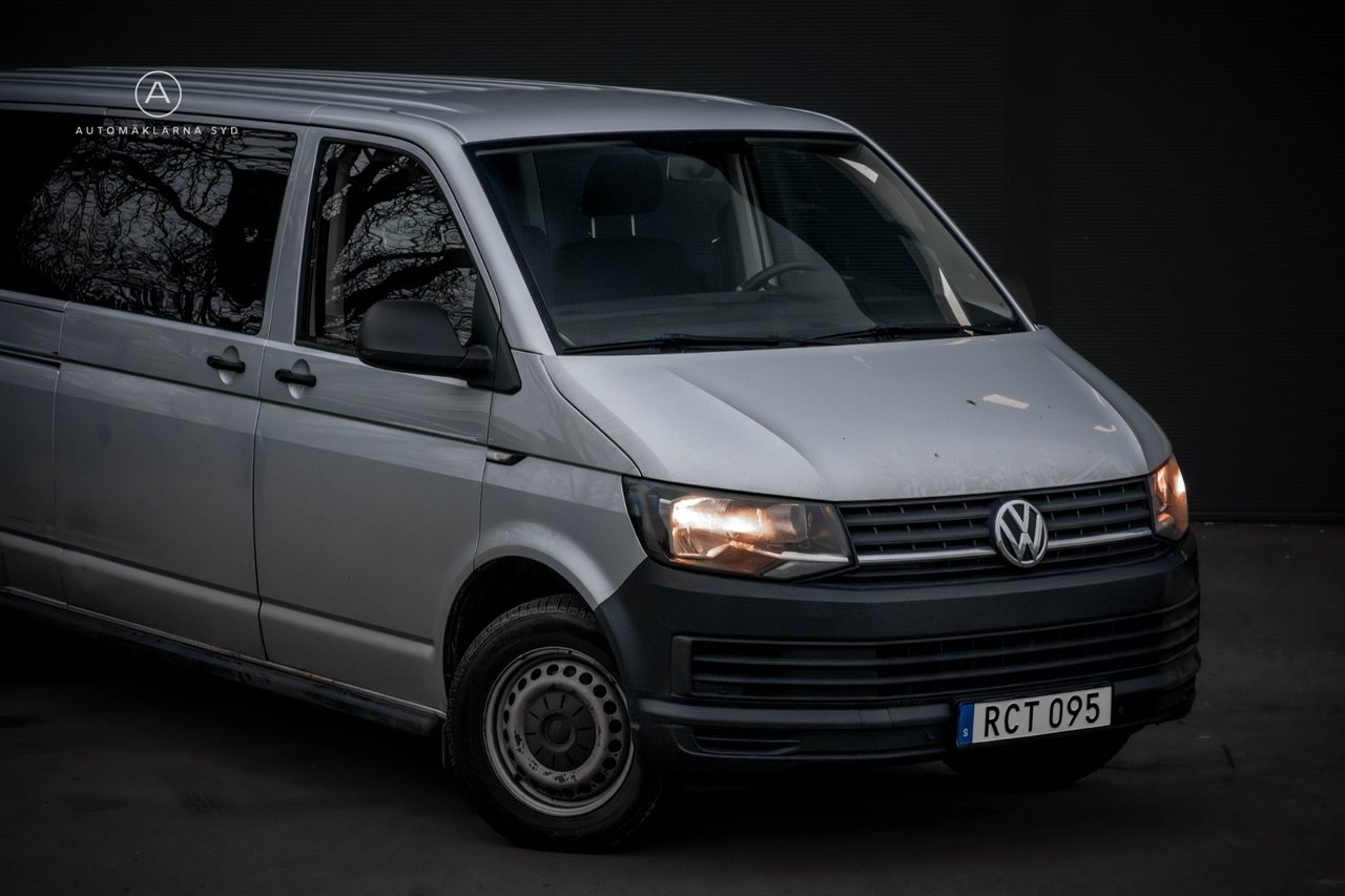 Volkswagen Caravelle 2016, photo 6/10