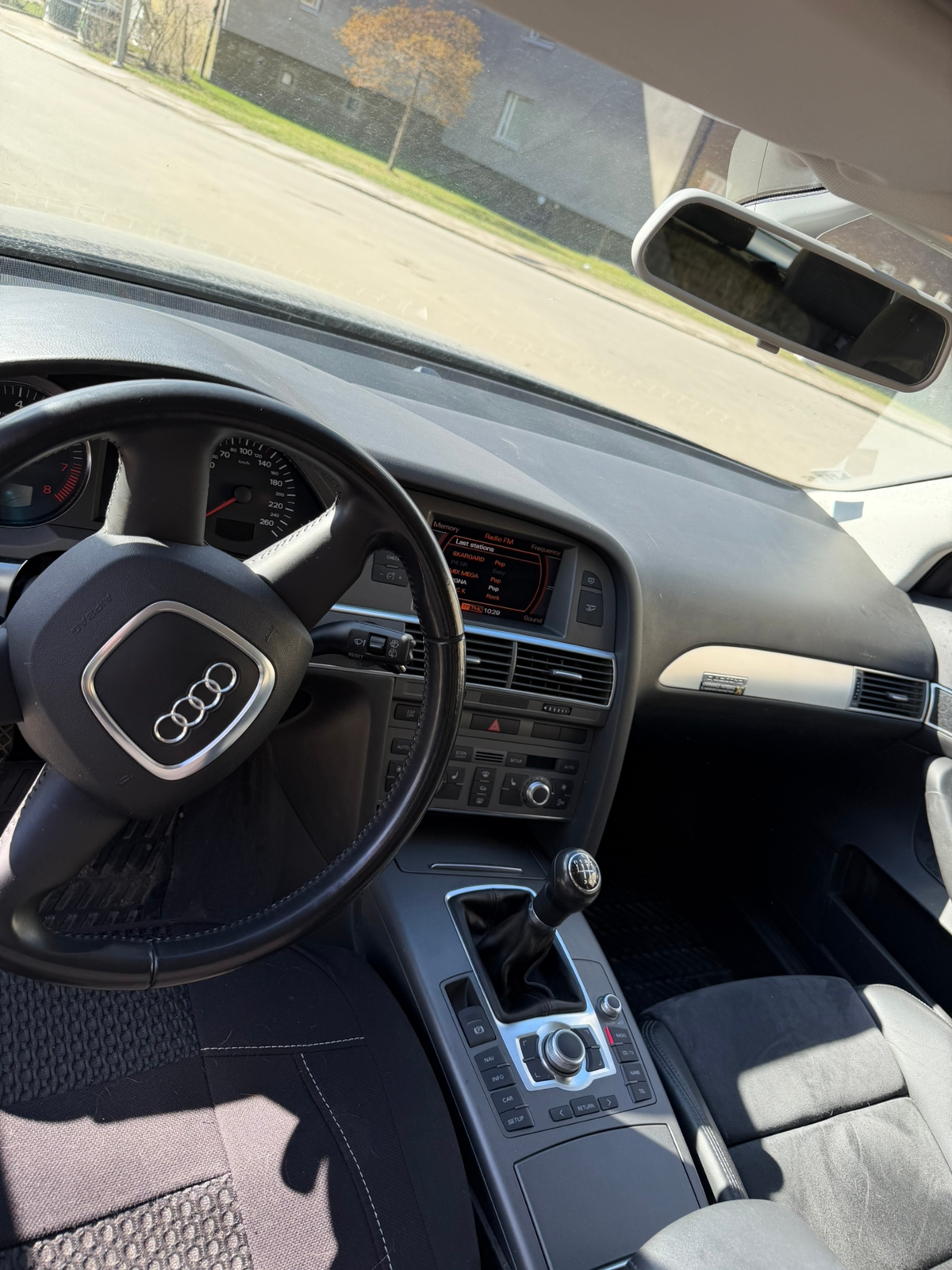 Audi A6 Avant 2.4 quattro Manuell 2006, kuva 5/6
