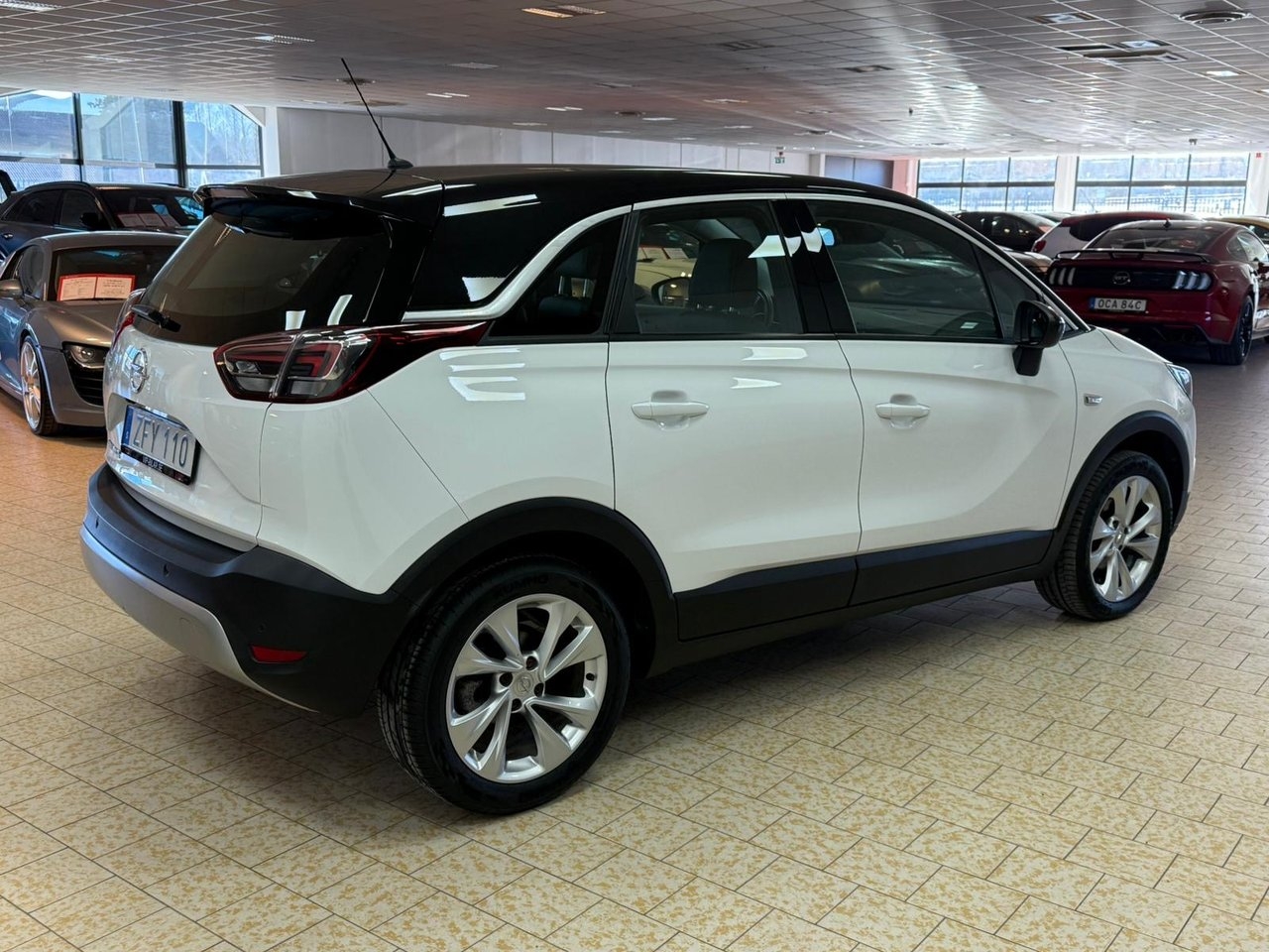 Opel Crossland X 2019, bild 7/25