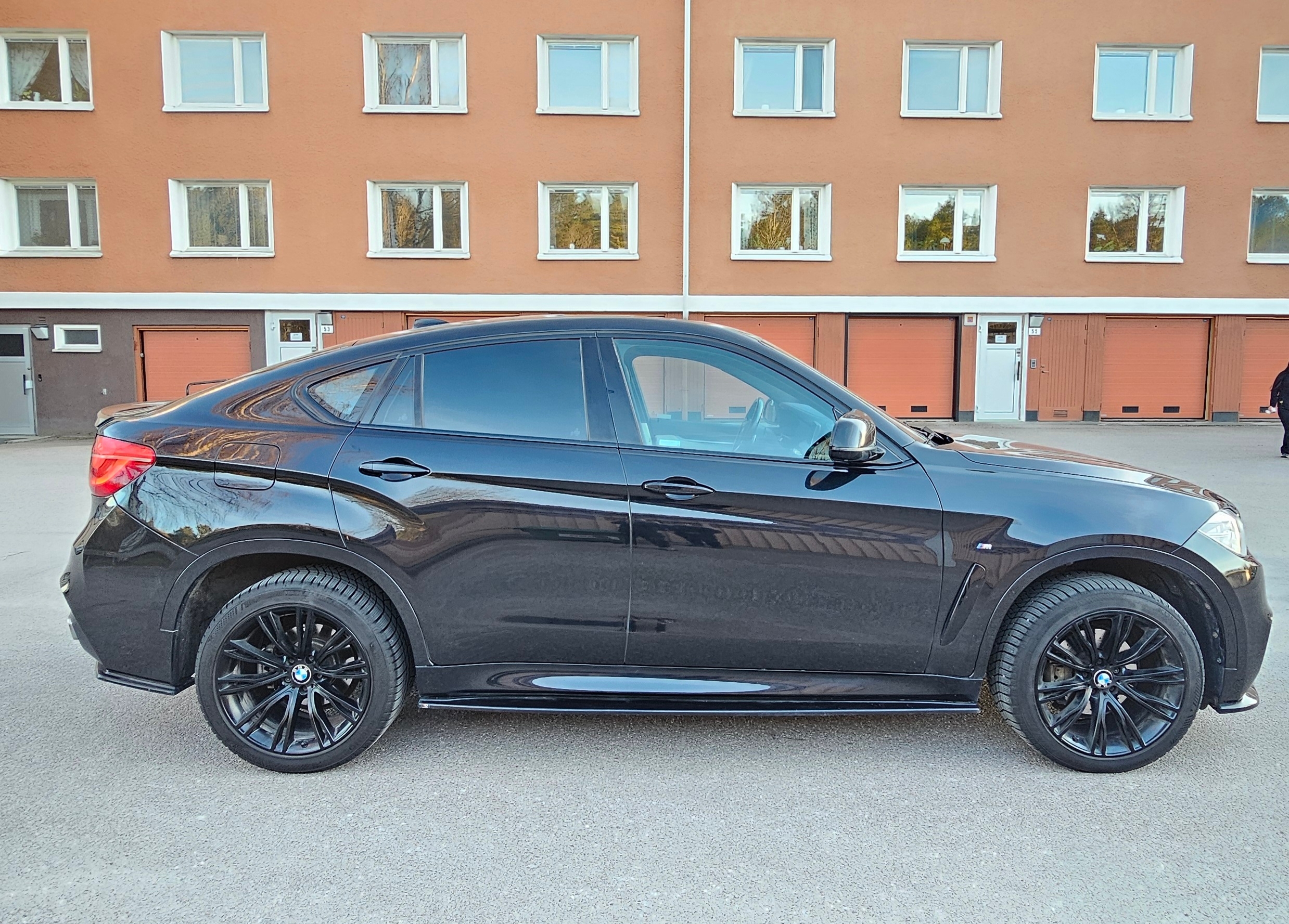 BMW X6 xDrive30d M Sport 2016, kuva 3/10