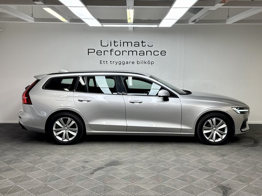Volvo V60 D4 Geartronic Momentum 2019, bild 4/20