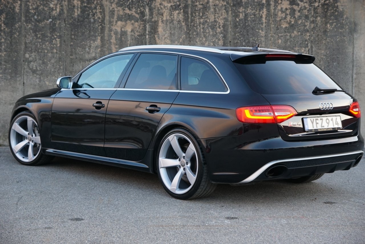 Audi RS4 Avant 4.2 FSI V8 Quattro 2013, bild 5/28