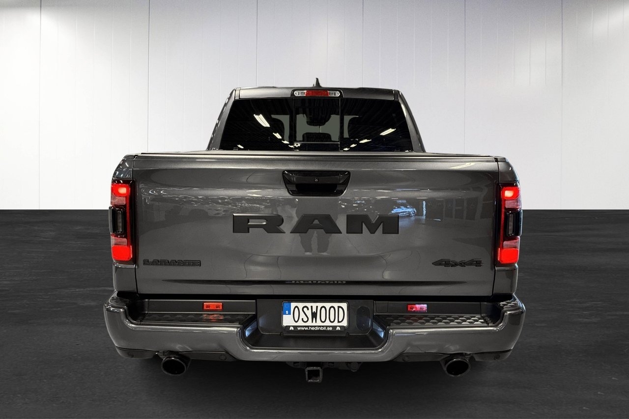 RAM 1500 Crew Cab 5.7 V8 HEMI 4X4 2023, bild 6/10