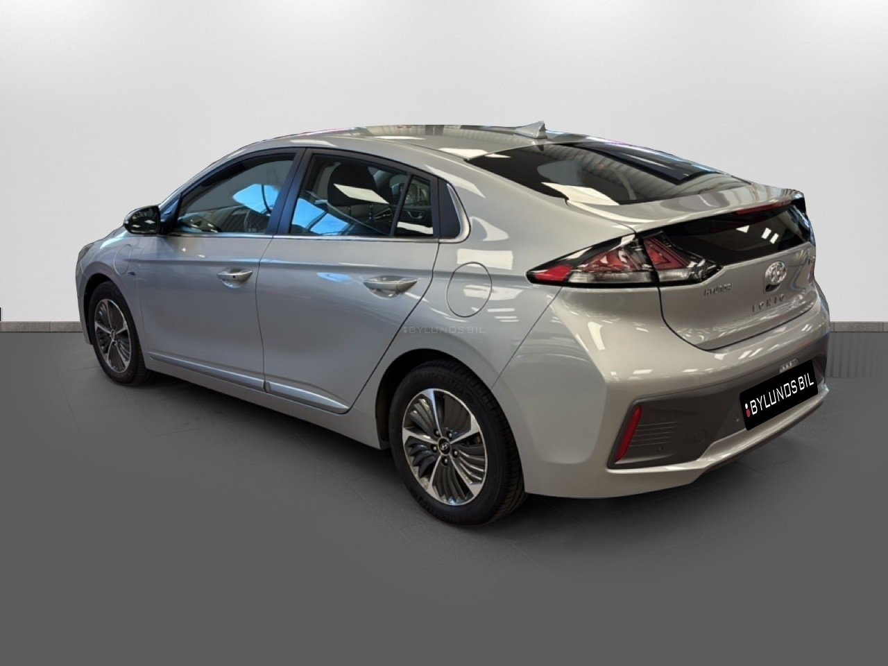 Hyundai Ioniq Plug-in Hybrid 2020, bild 6/10