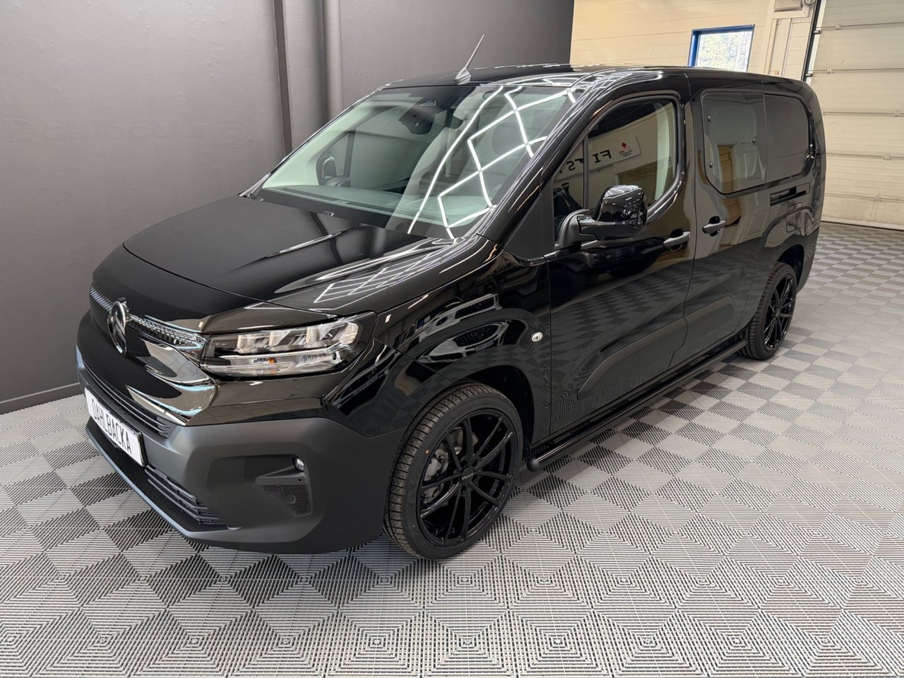 Citroen Berlingo 2025, bild 2/10