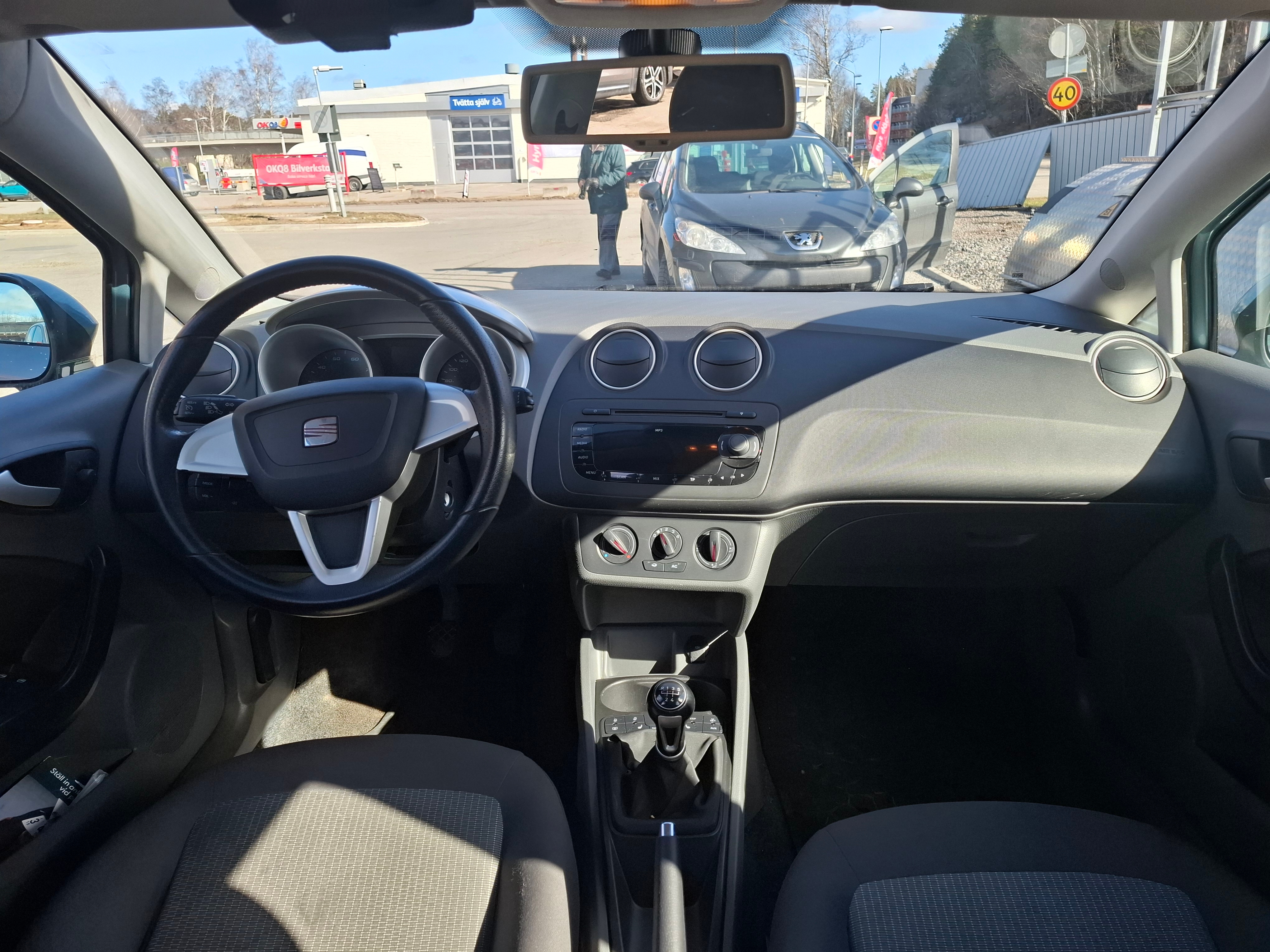 Seat Ibiza 1.4 16V 2011, bild 5/9