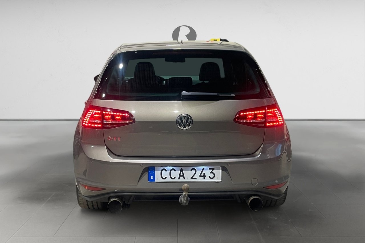Volkswagen Golf 5-door GTI Performance 2016, bild 6/10