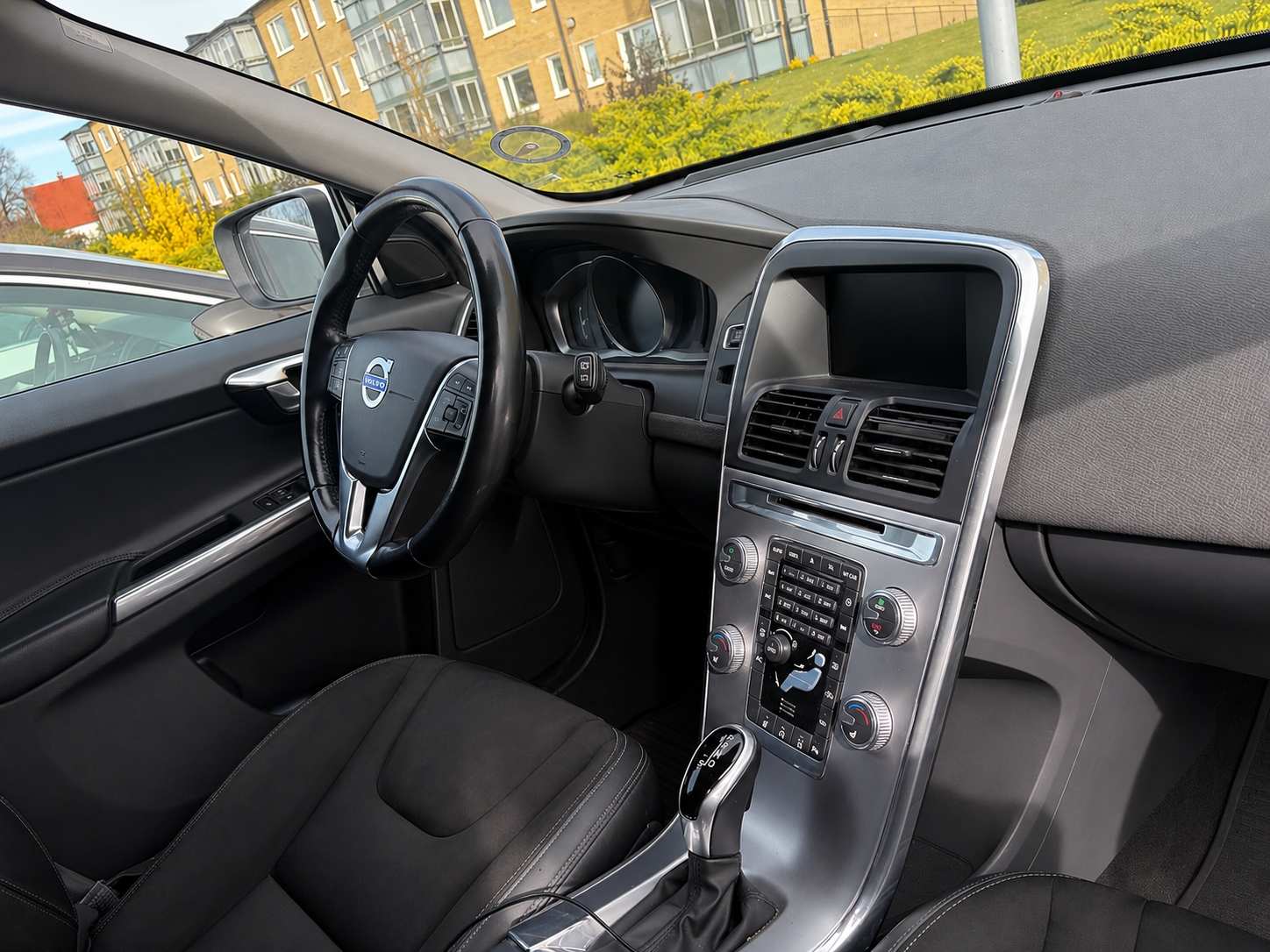 Volvo XC60 D3 Geartronic 2017, bild 2/10