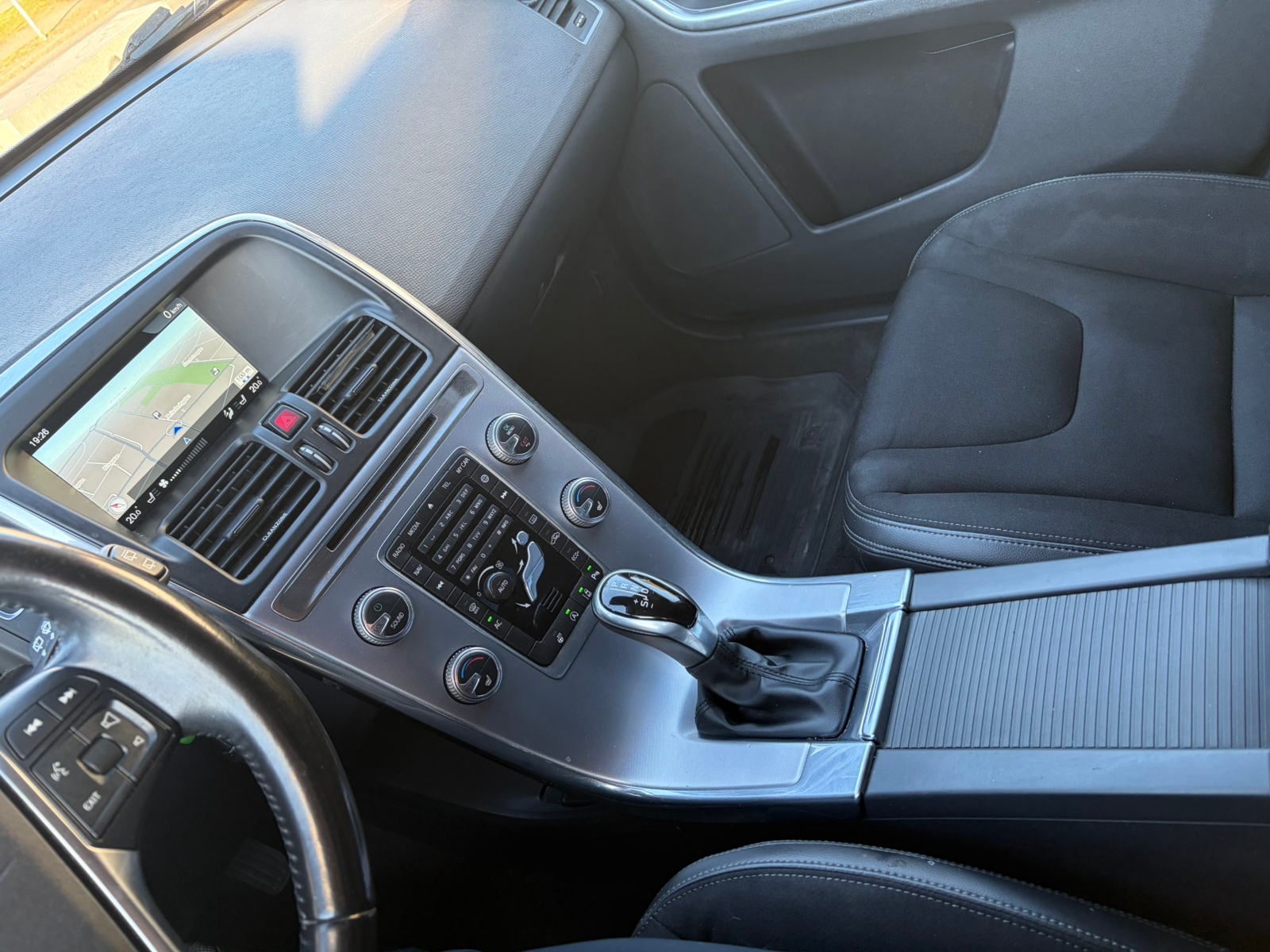 Volvo XC60 D3 Geartronic 2017, bild 6/10