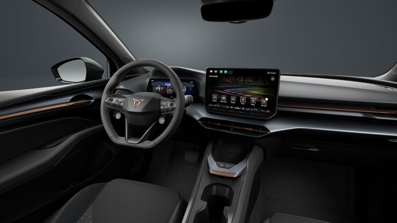 Cupra Raval 52kWh 211hk 2027, bild 7/10