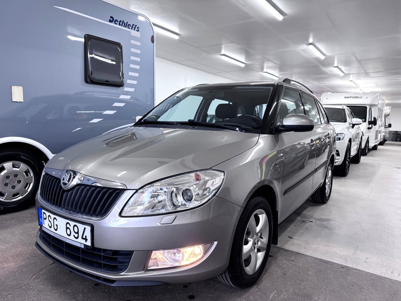 Skoda Fabia 2013, bild 2/10