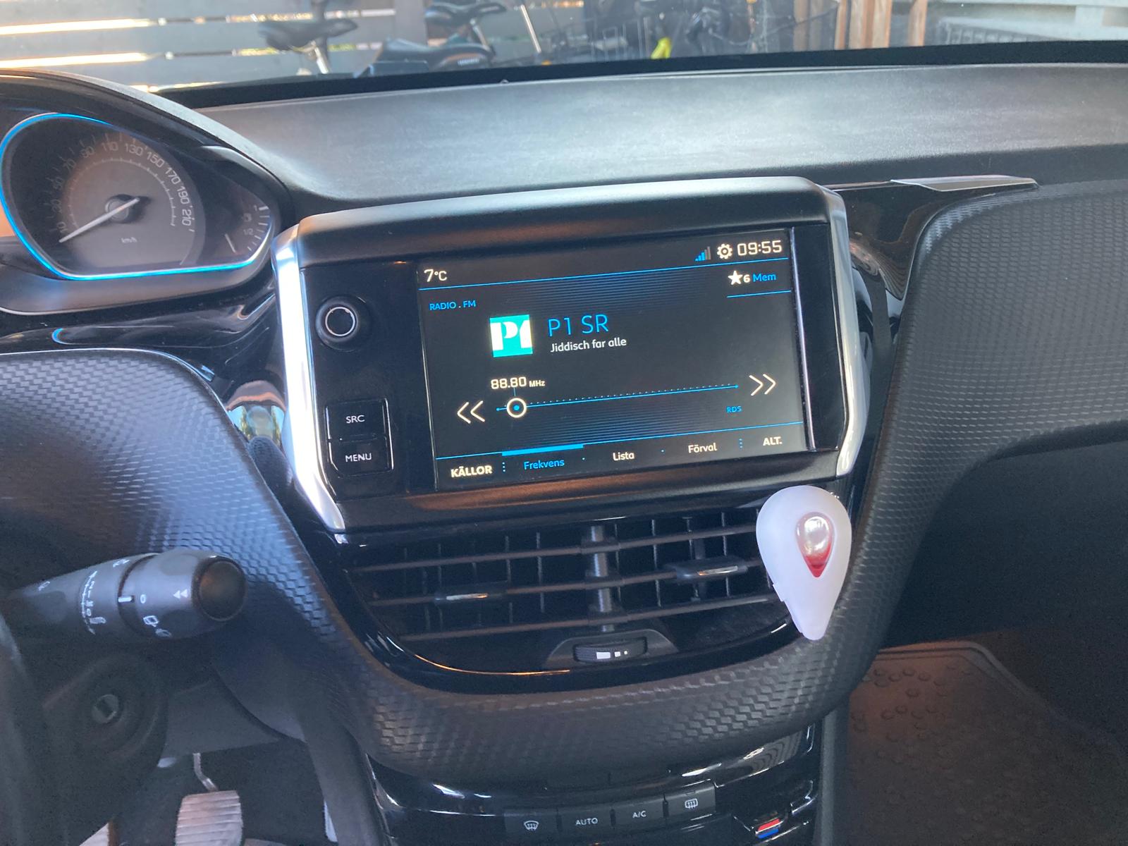 Peugeot 2008 1.2 PureTech 82 Manuell 2018, kuva 7/8