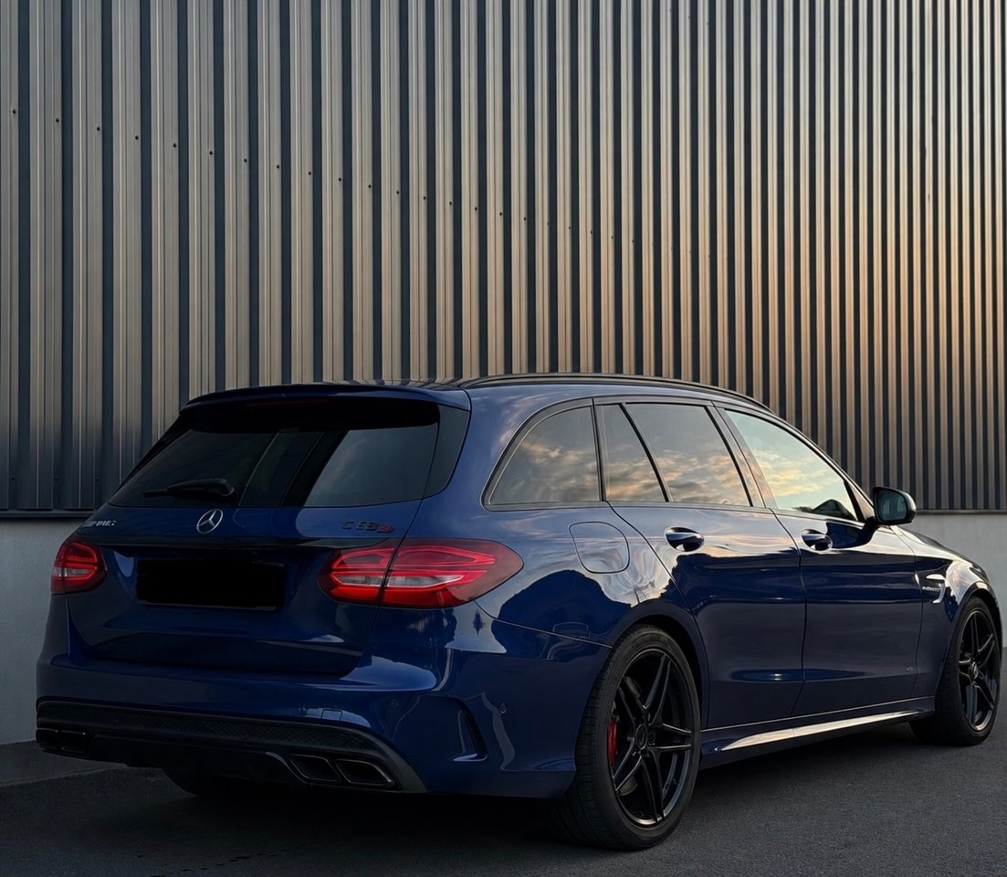 Mercedes-Benz C 63 2017, bild 2/2