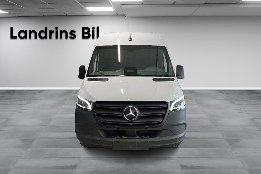 Mercedes-Benz eSprinter 2026, bild 2/10
