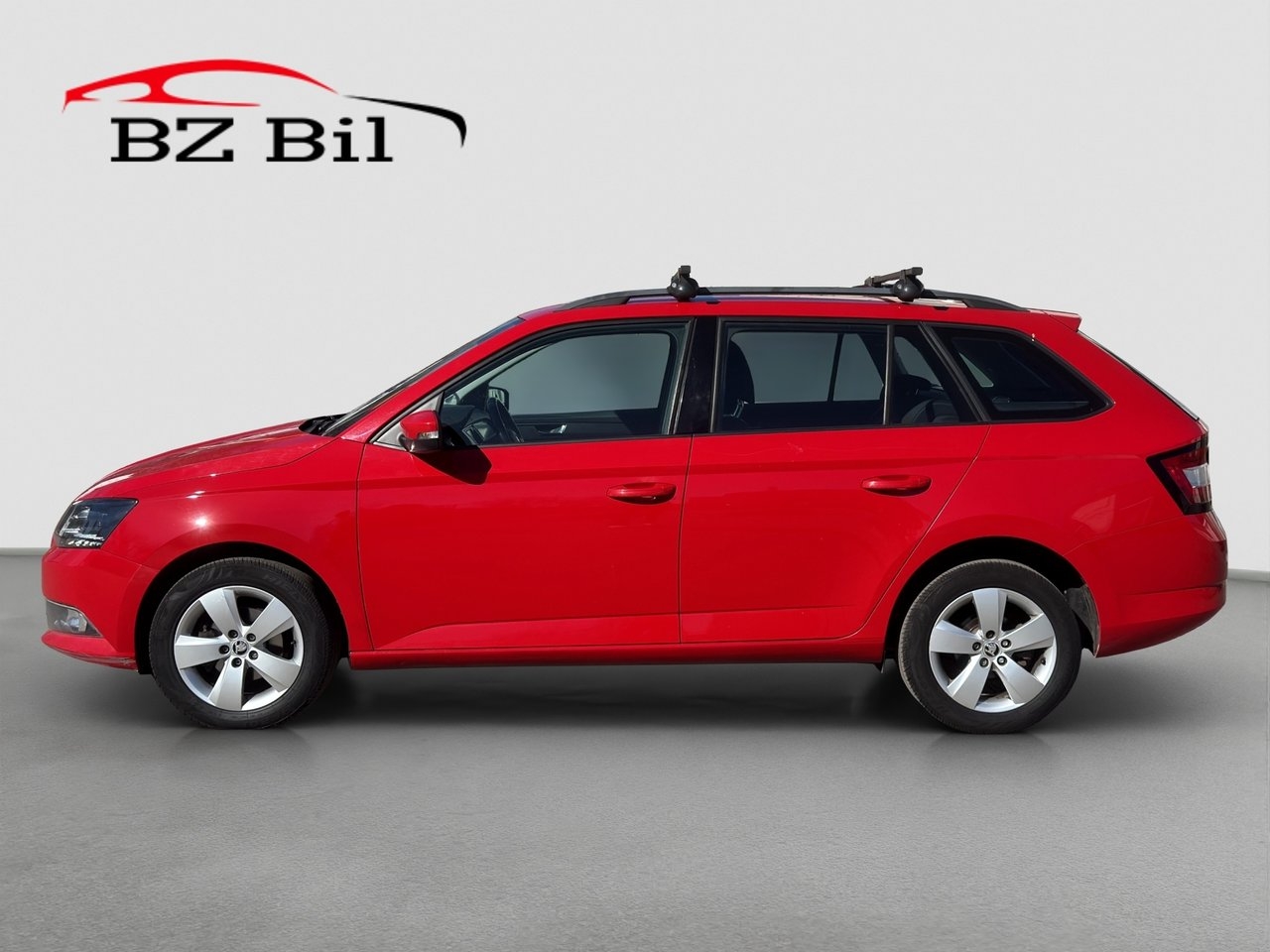 Skoda Fabia Kombi 1.2 TSI Style P-Sensor 2017, bild 2/10