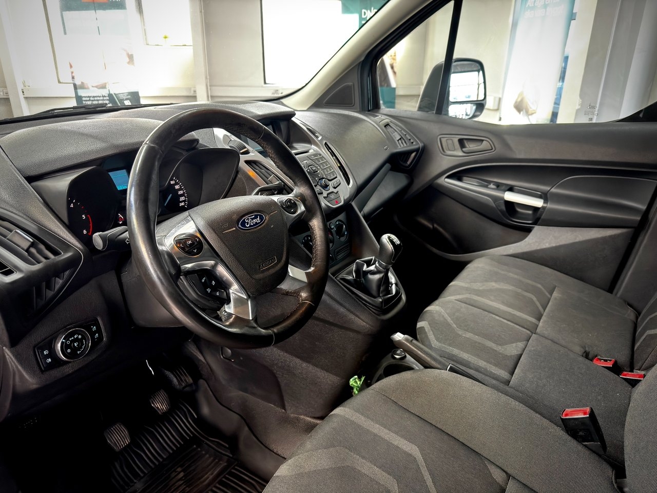 Ford Transit Connect 2018, bild 7/10