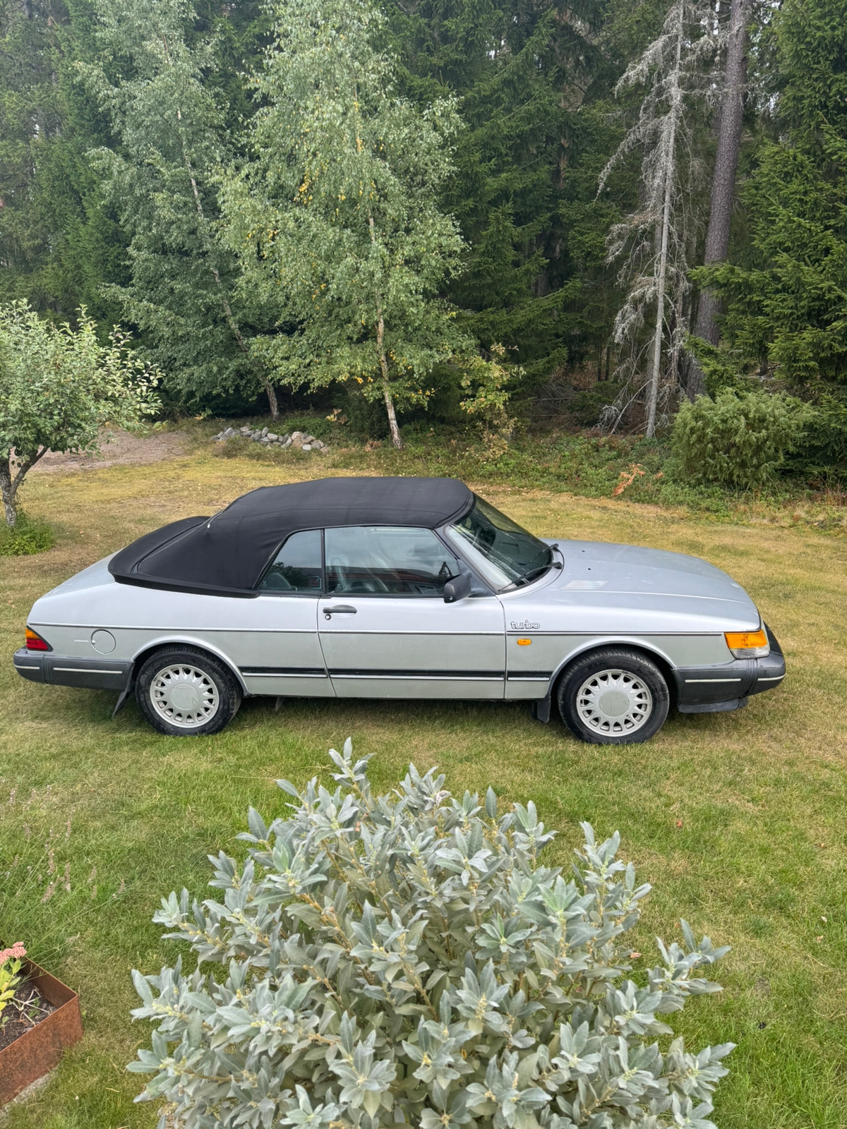 Saab 900