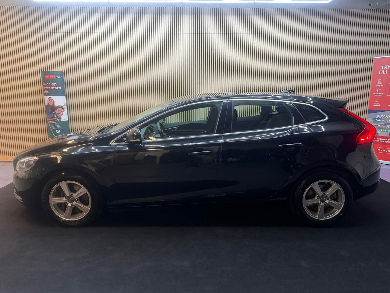 Volvo V40 2015, bild 2/15