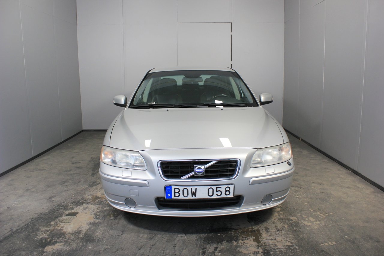 Volvo S60 2009, kuva 5/10