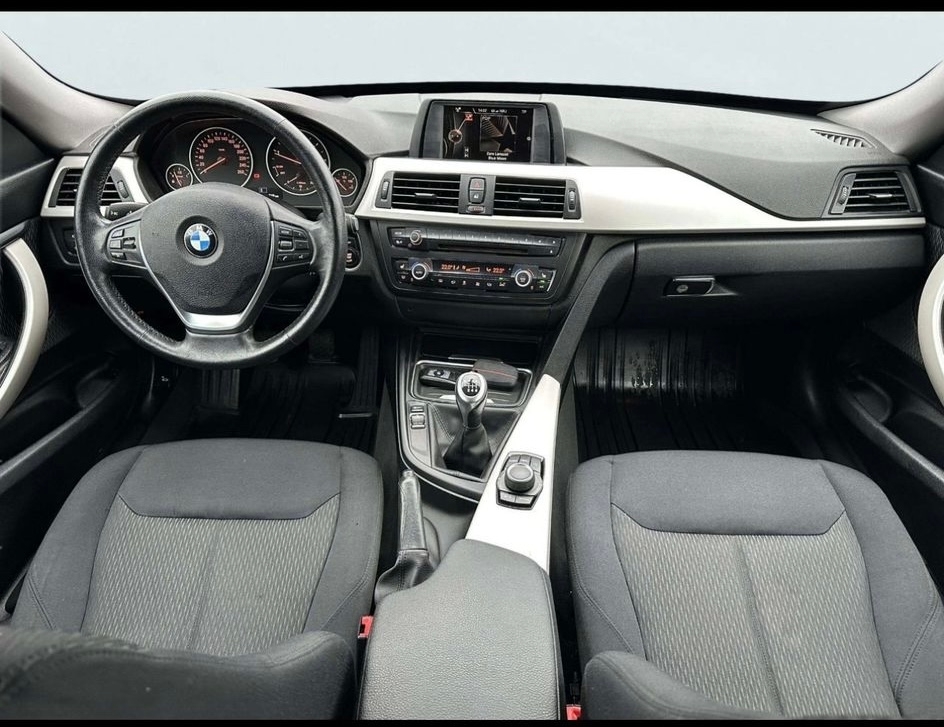 BMW 318 d Gran Turismo Manuell 2015, bild 4/4