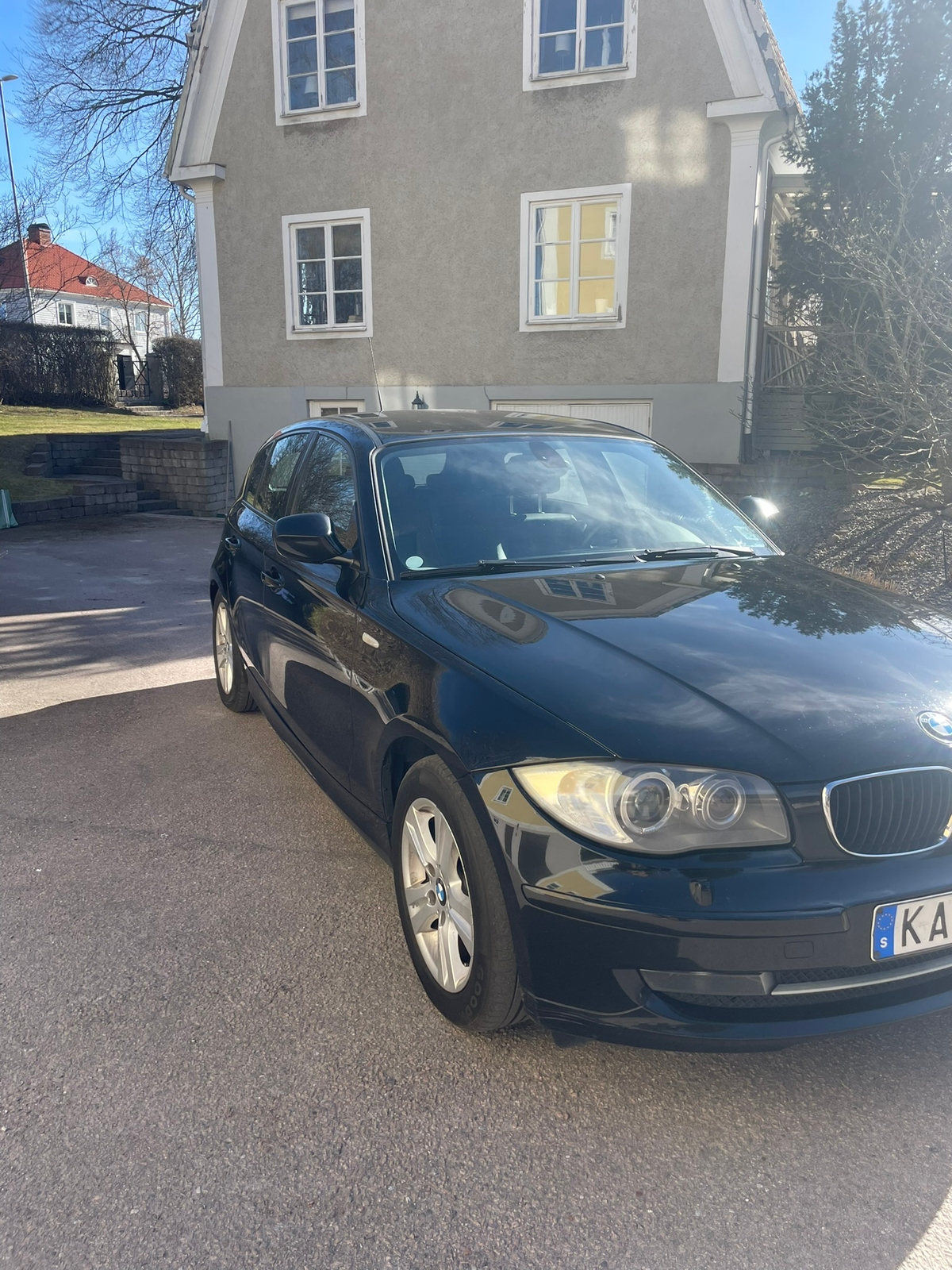 BMW 118 i 5-dörrars Steptronic 2010, bild 2/10