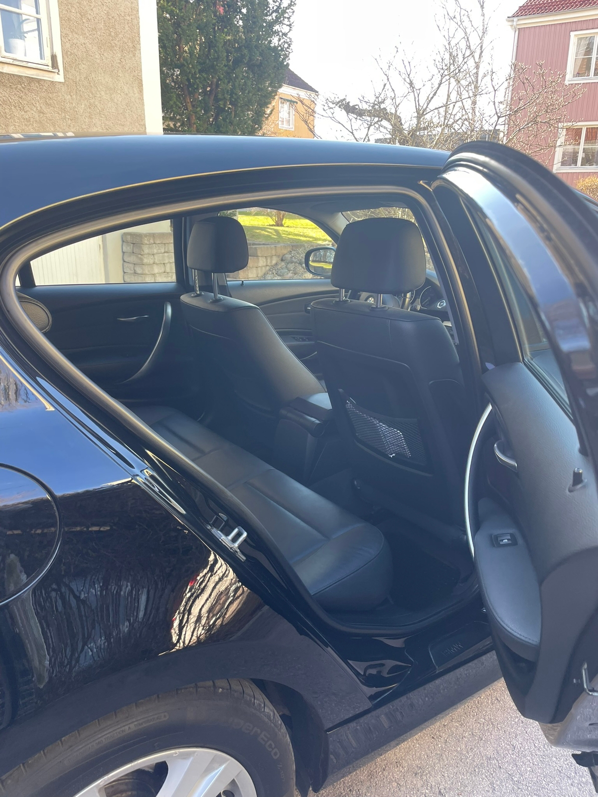 BMW 118 i 5-dörrars Steptronic 2010, bild 6/10