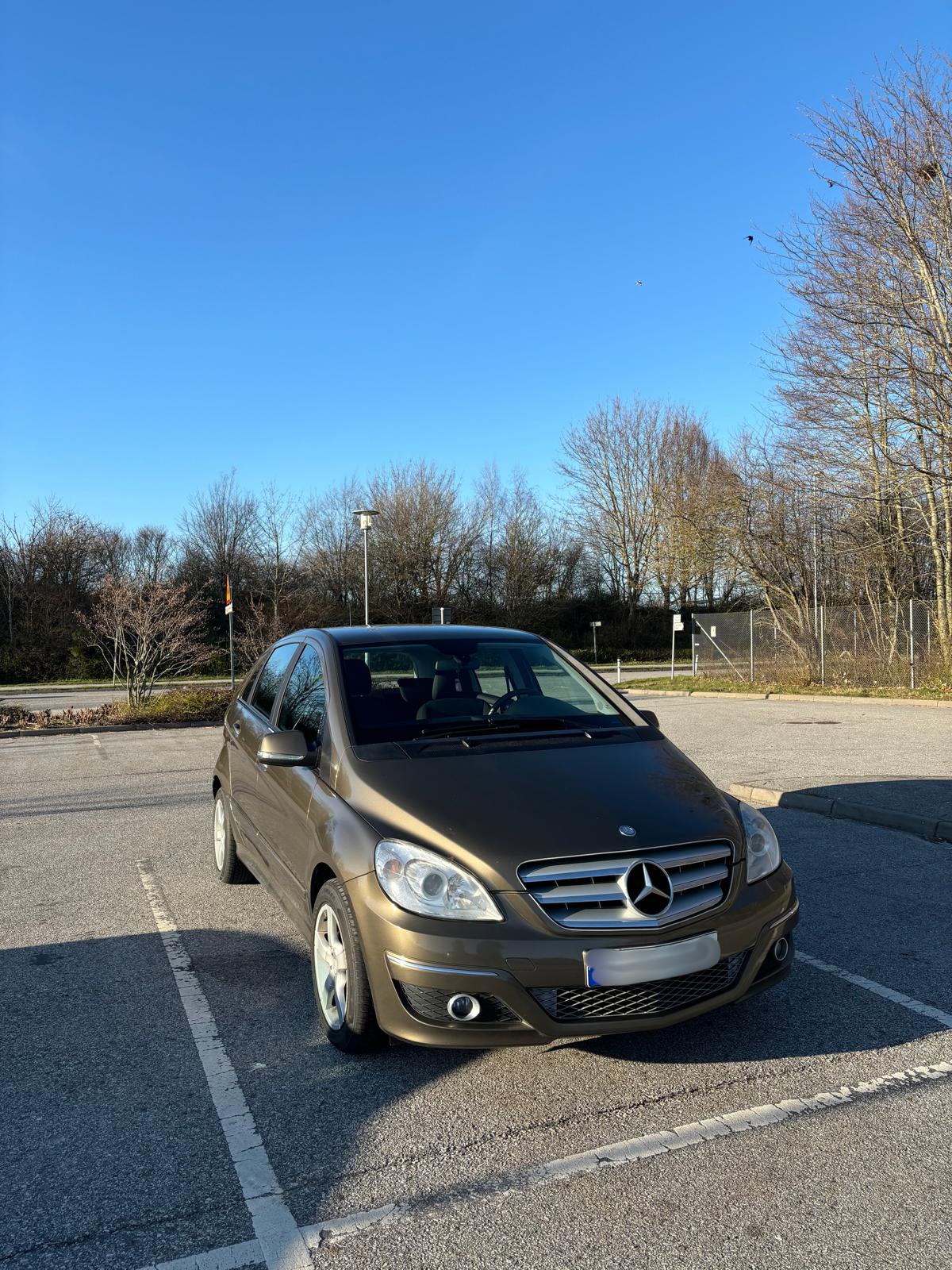 Mercedes-Benz B