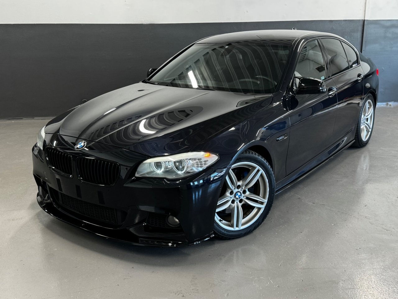 BMW 530