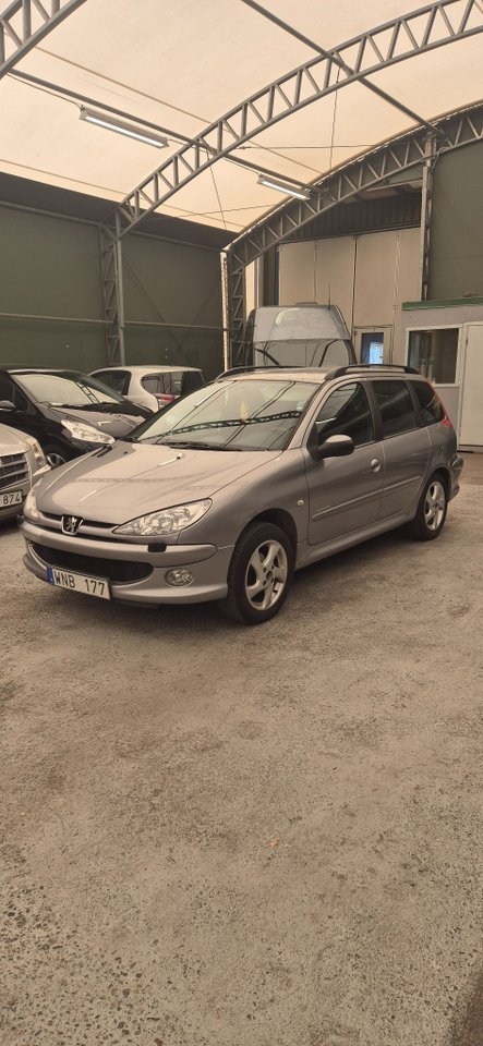 Peugeot 206 SW 1.4 X-Line Euro 4 2005, photo 3/10