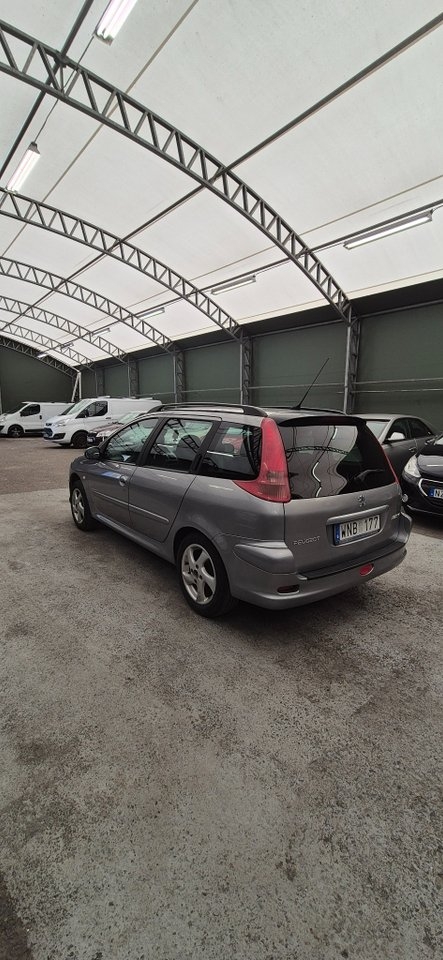 Peugeot 206 SW 1.4 X-Line Euro 4 2005, photo 5/10