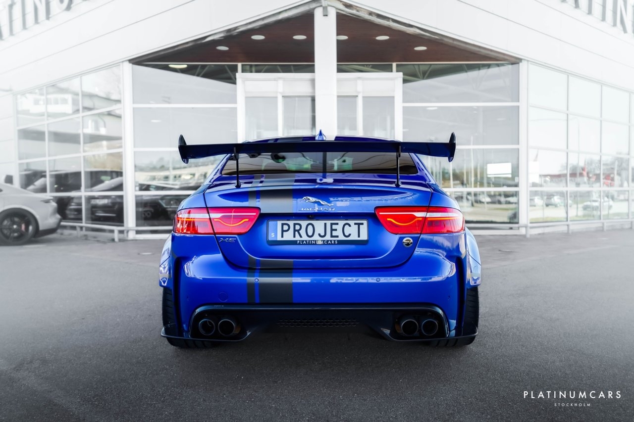 Jaguar XE SV Project 8 600hk / 1 av 300 2019, bild 4/26