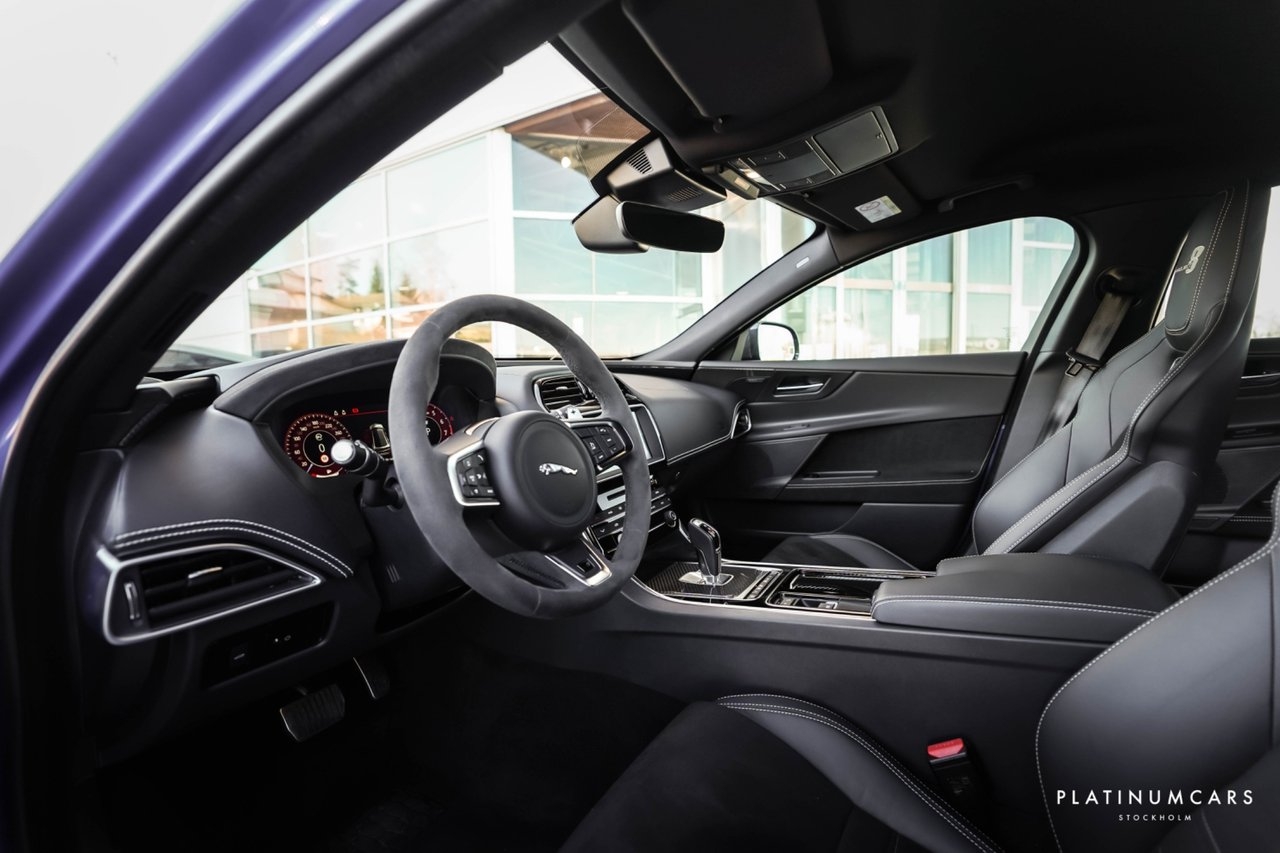 Jaguar XE SV Project 8 600hk / 1 av 300 2019, bild 5/26