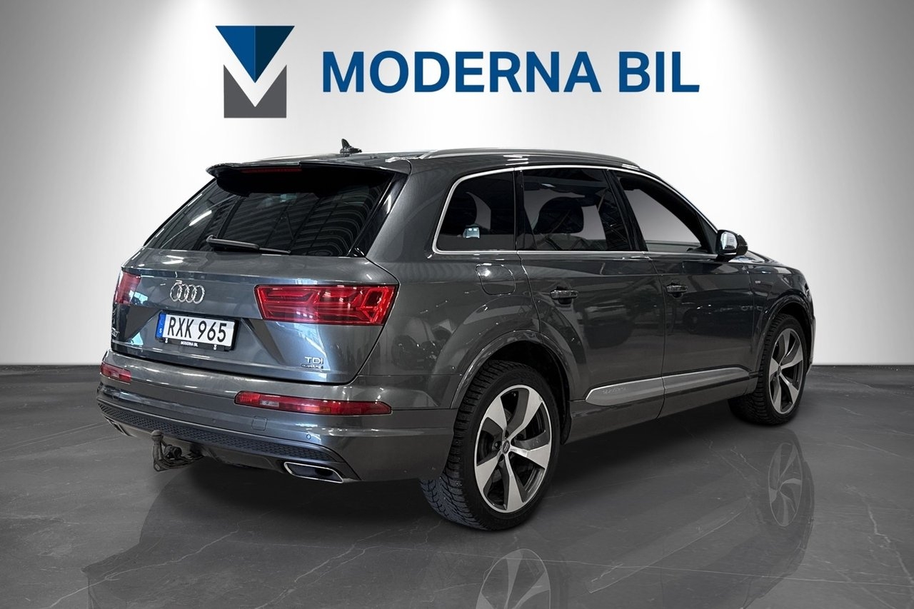 Audi Q7 2016, photo 6/27
