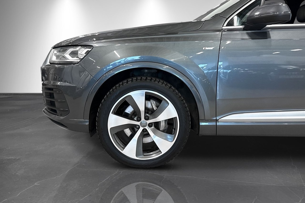 Audi Q7 2016, photo 2/27