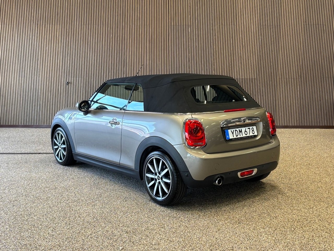 MINI Cooper Convertible 2016, bild 3/10
