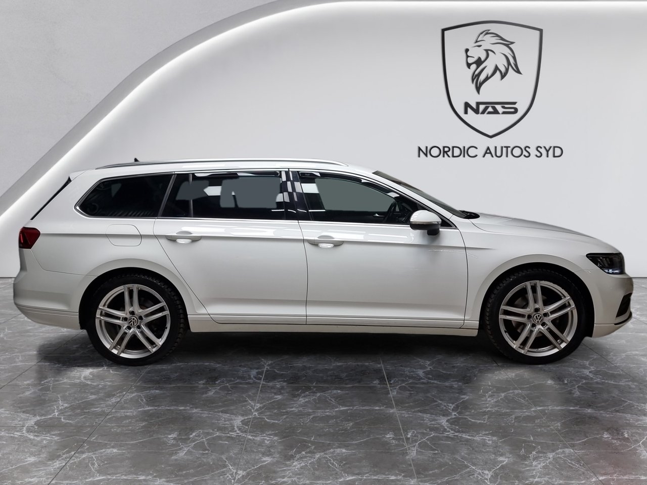 Volkswagen Passat Sportscombi / 2.0 TDI 2020, bild 6/10