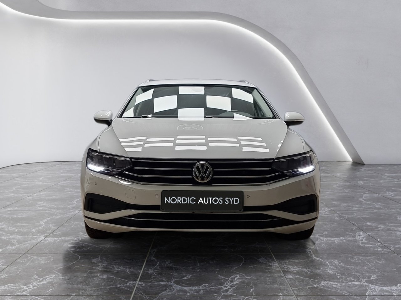 Volkswagen Passat Sportscombi / 2.0 TDI 2020, bild 7/10