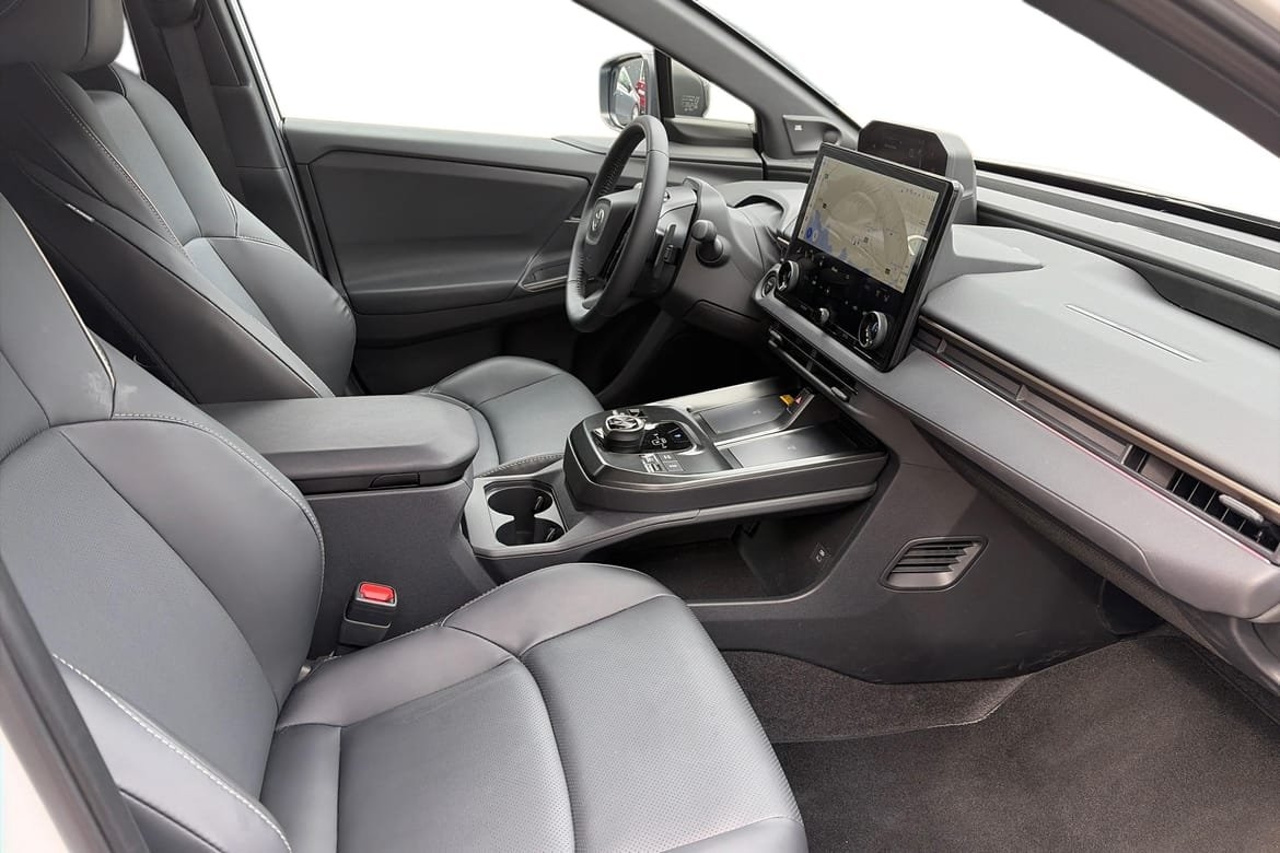 Toyota bZ4X EXECUTIVE AWD NYA modellen 2026, bild 6/10