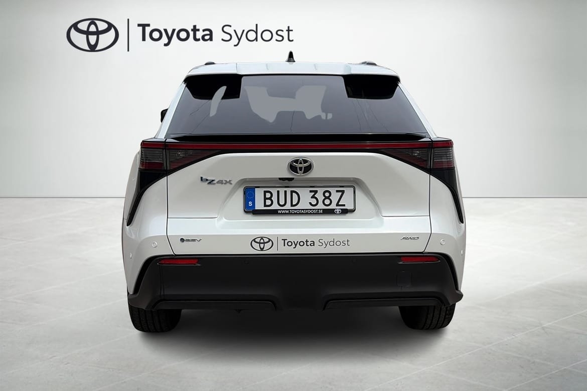 Toyota bZ4X EXECUTIVE AWD NYA modellen 2026, bild 4/10