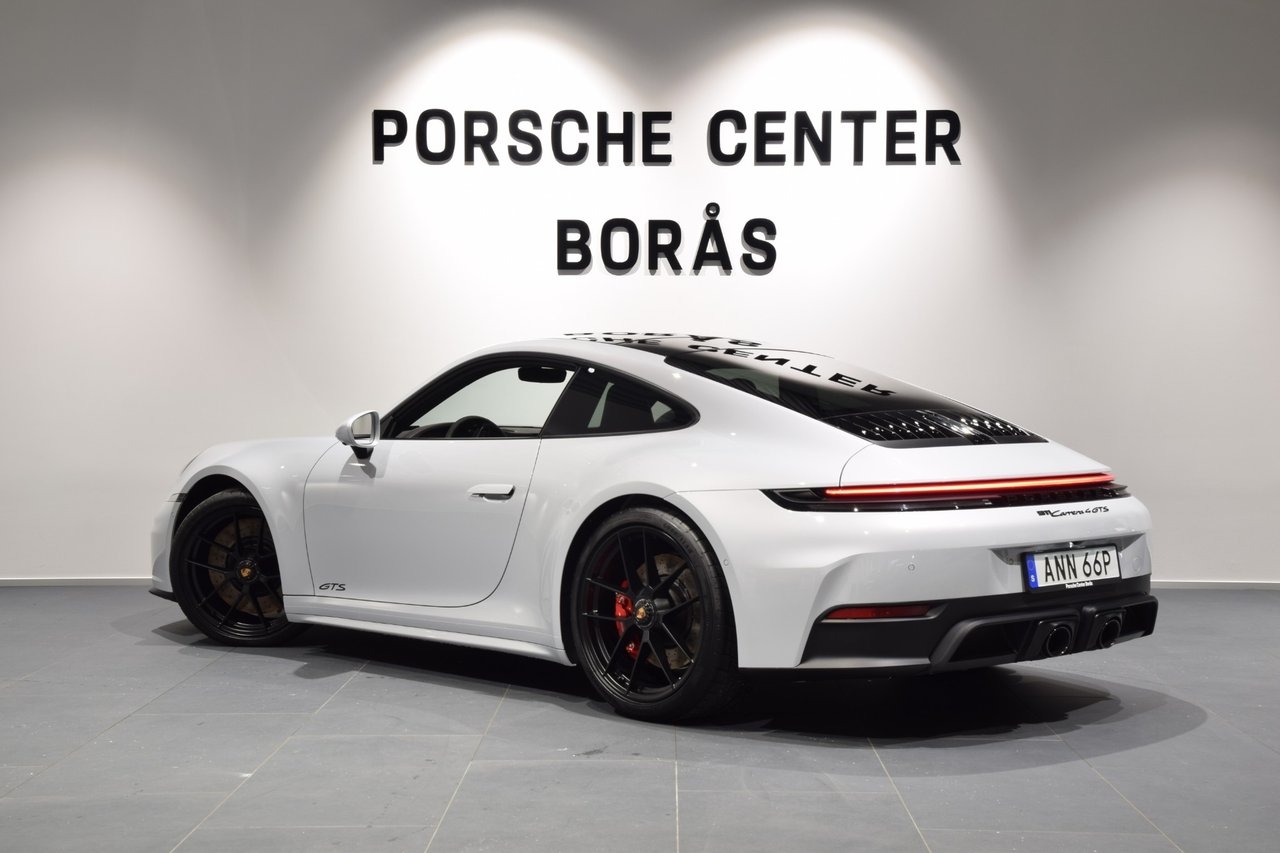 Porsche 911 Carrera 4 GTS 2026, kuva 4/10