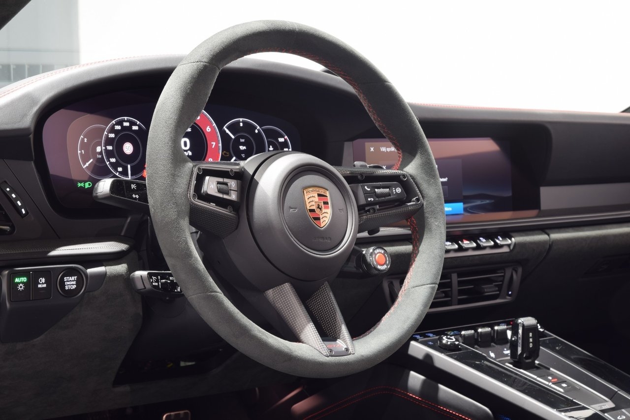 Porsche 911 Carrera 4 GTS 2026, kuva 6/10