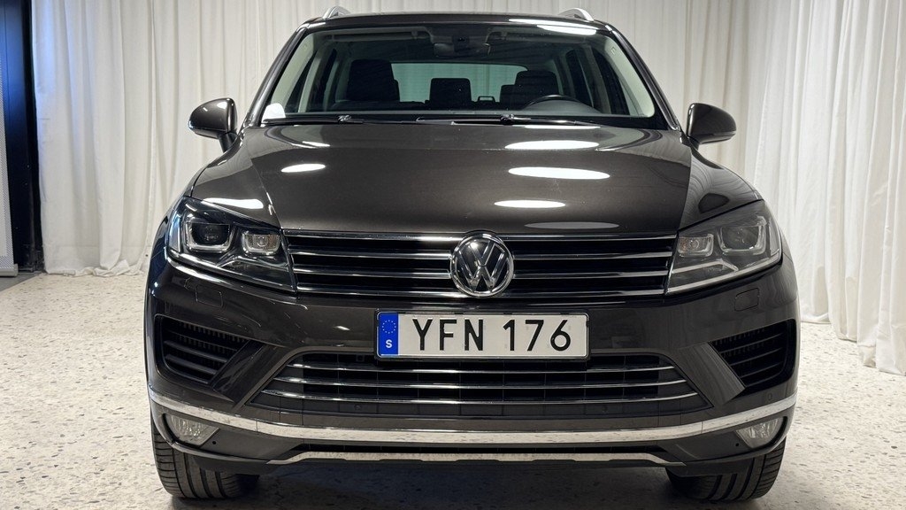 Volkswagen Touareg 2017, bild 3/10