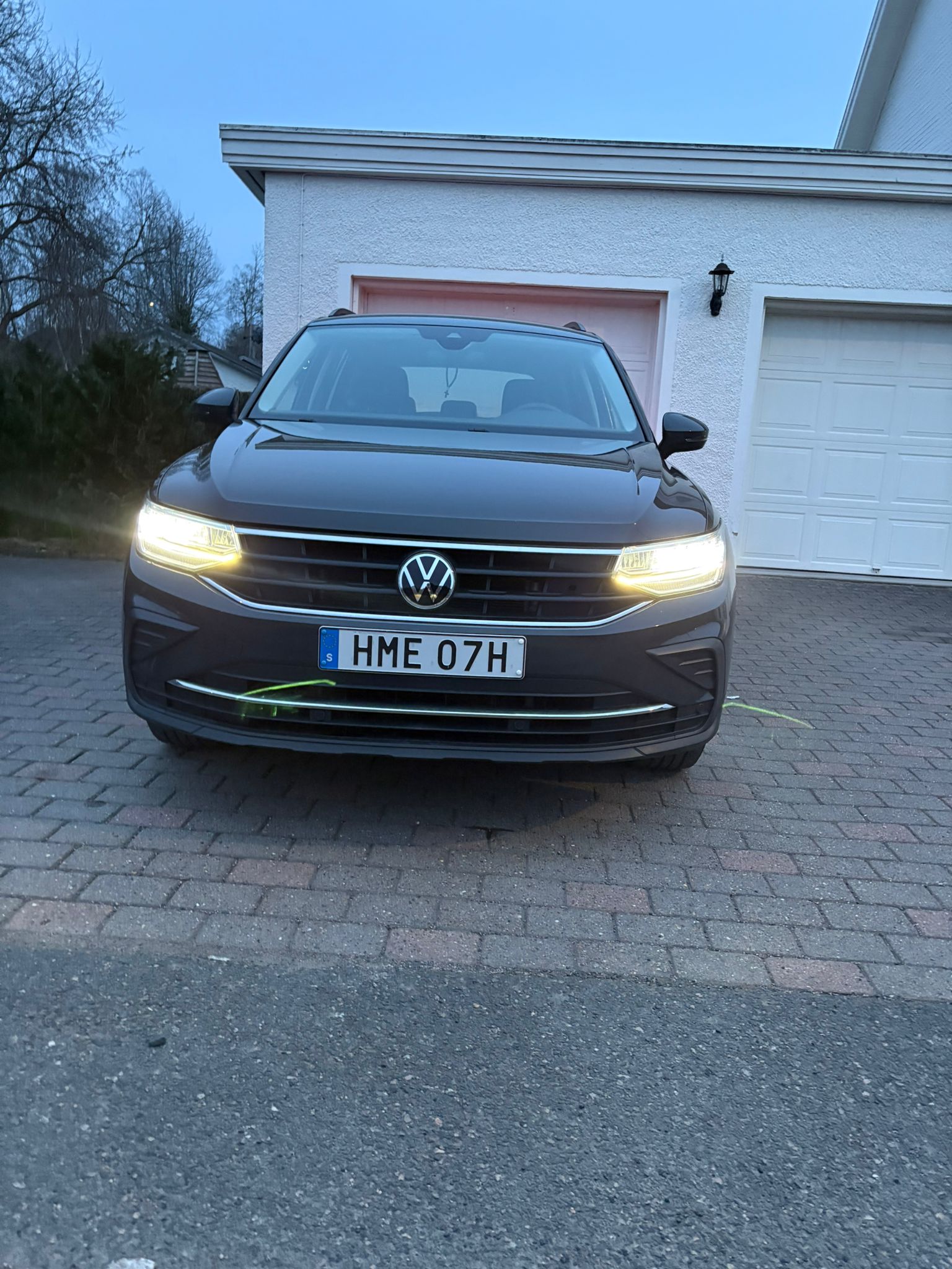Volkswagen Tiguan 2021, bild 2/9
