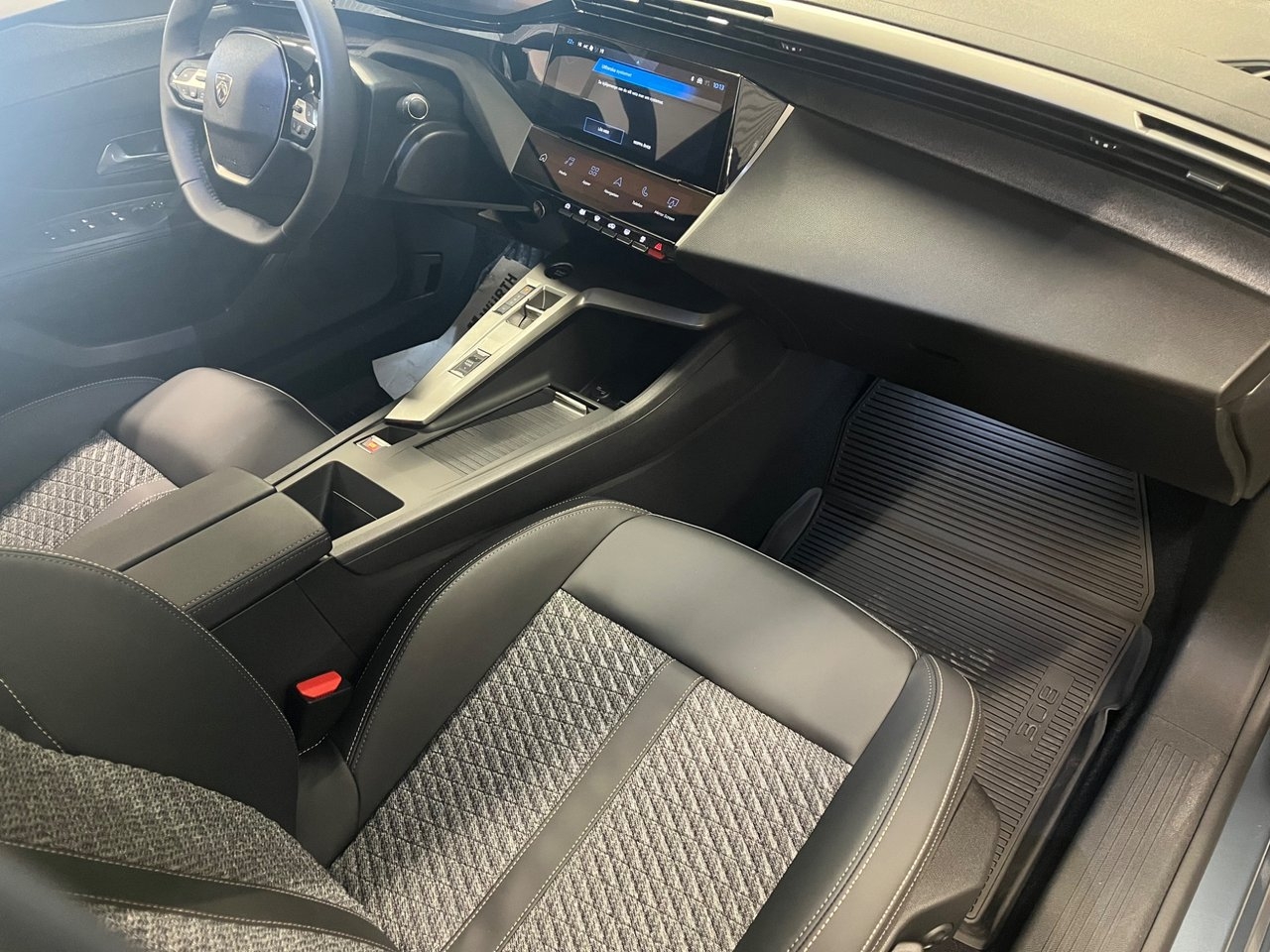 Peugeot 308 2026, bild 5/6