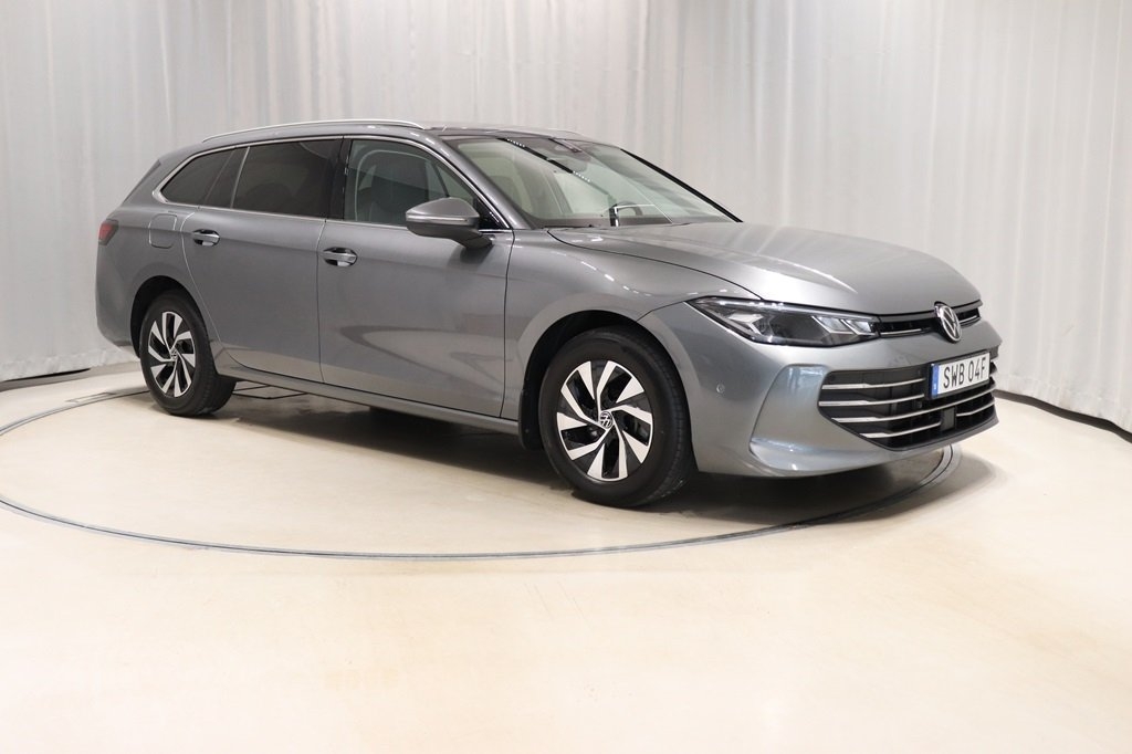 Volkswagen Passat 2025, bild 3/10