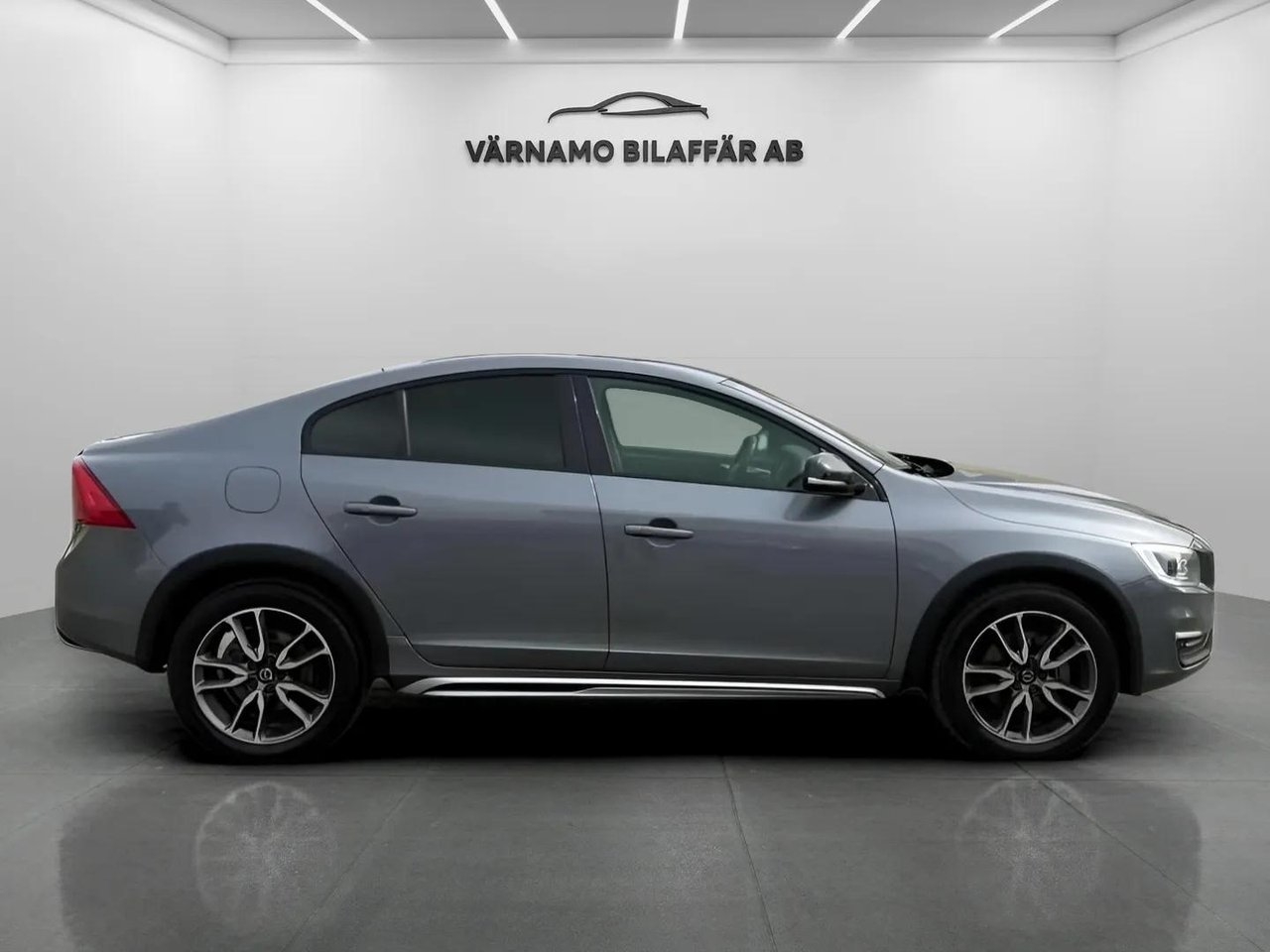 Volvo S60 Cross Country 2016, bild 5/21