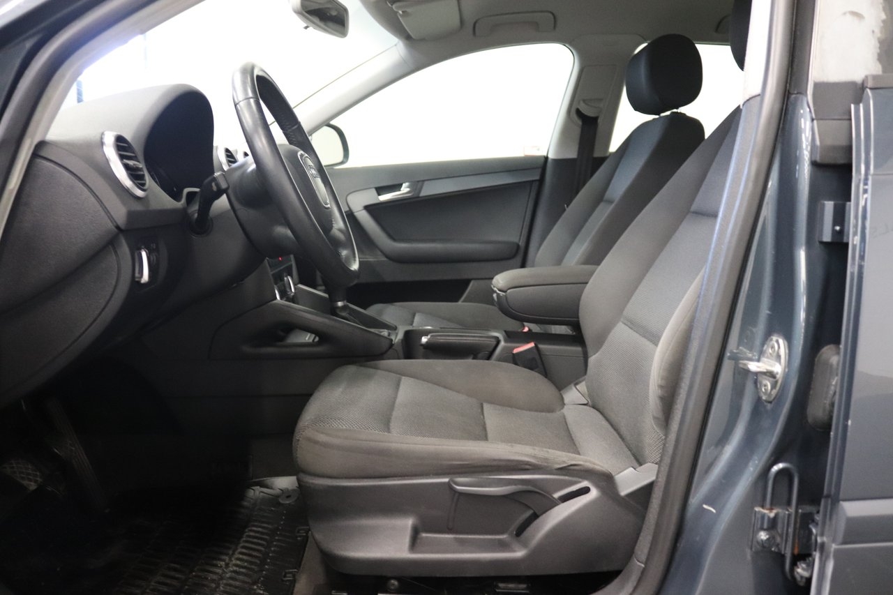 Audi A3 2010, kuva 6/9