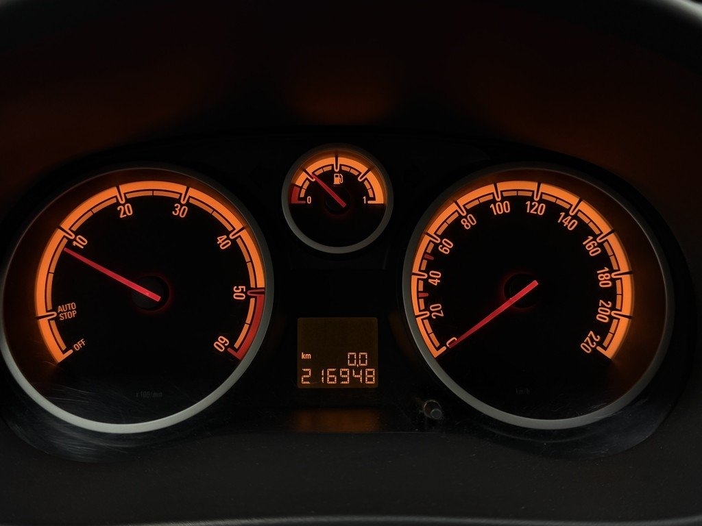 Opel Corsa 2013, bild 7/10